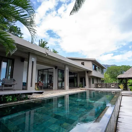 Luxury Villa In Le Morne